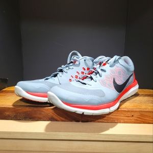 Nike Flex Run 2015 9.5